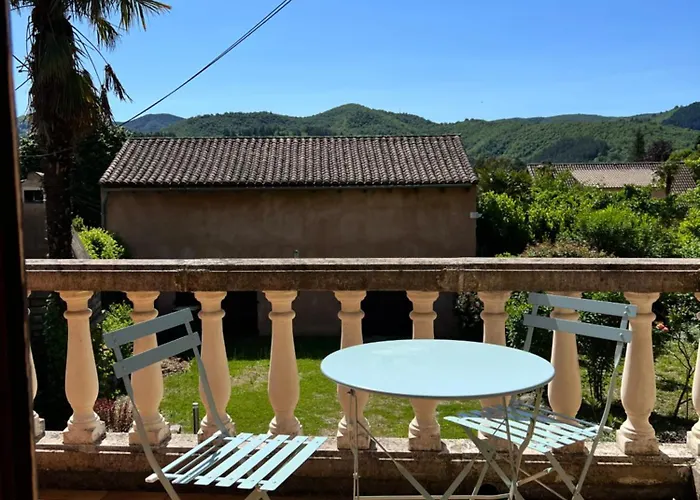 度假居 La Charmante